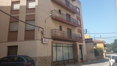 Building for sale at the center of La Vila