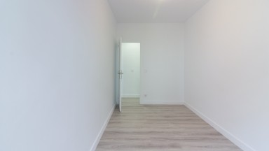 Appartement à vendre avec 2 chambres à coucher, situé au centre de Roses.