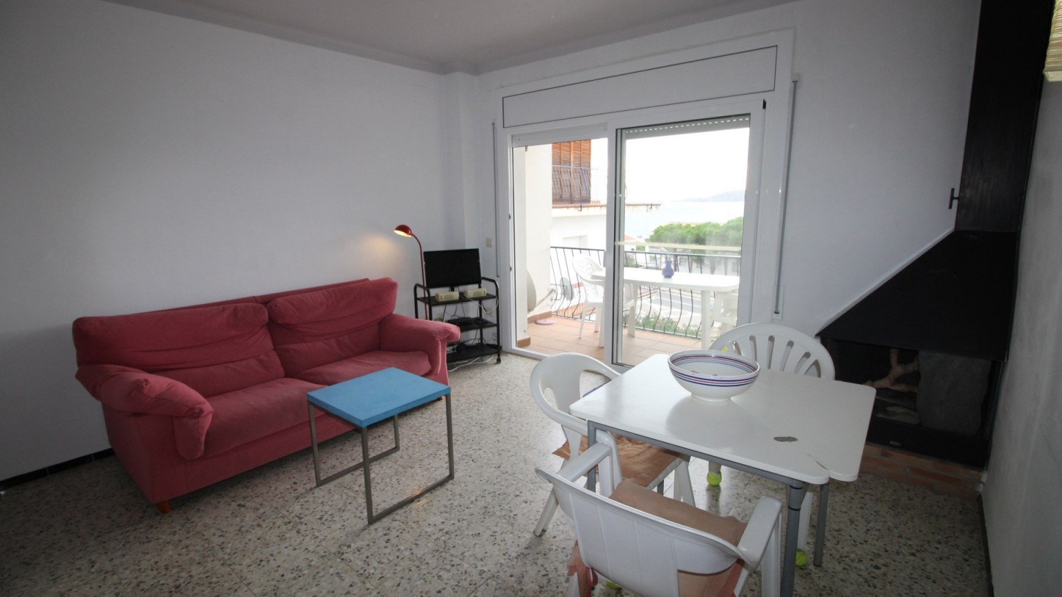 Bonic apartament en venda a Cap Ras
