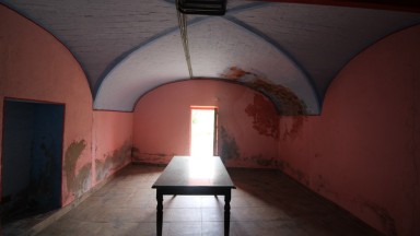 Masia rústica en venda a Vilanova de la Muga. Espai, tranquil·litat i molt potencial