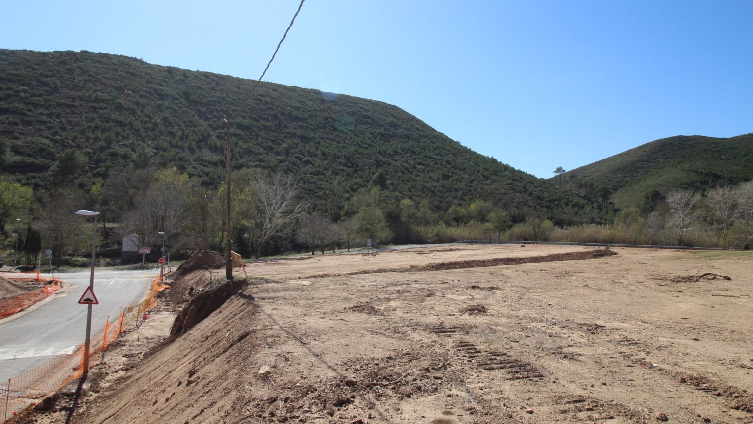 Solar en venda, per a la construcció d'habitatge adossat, a Biure d'Empordà.