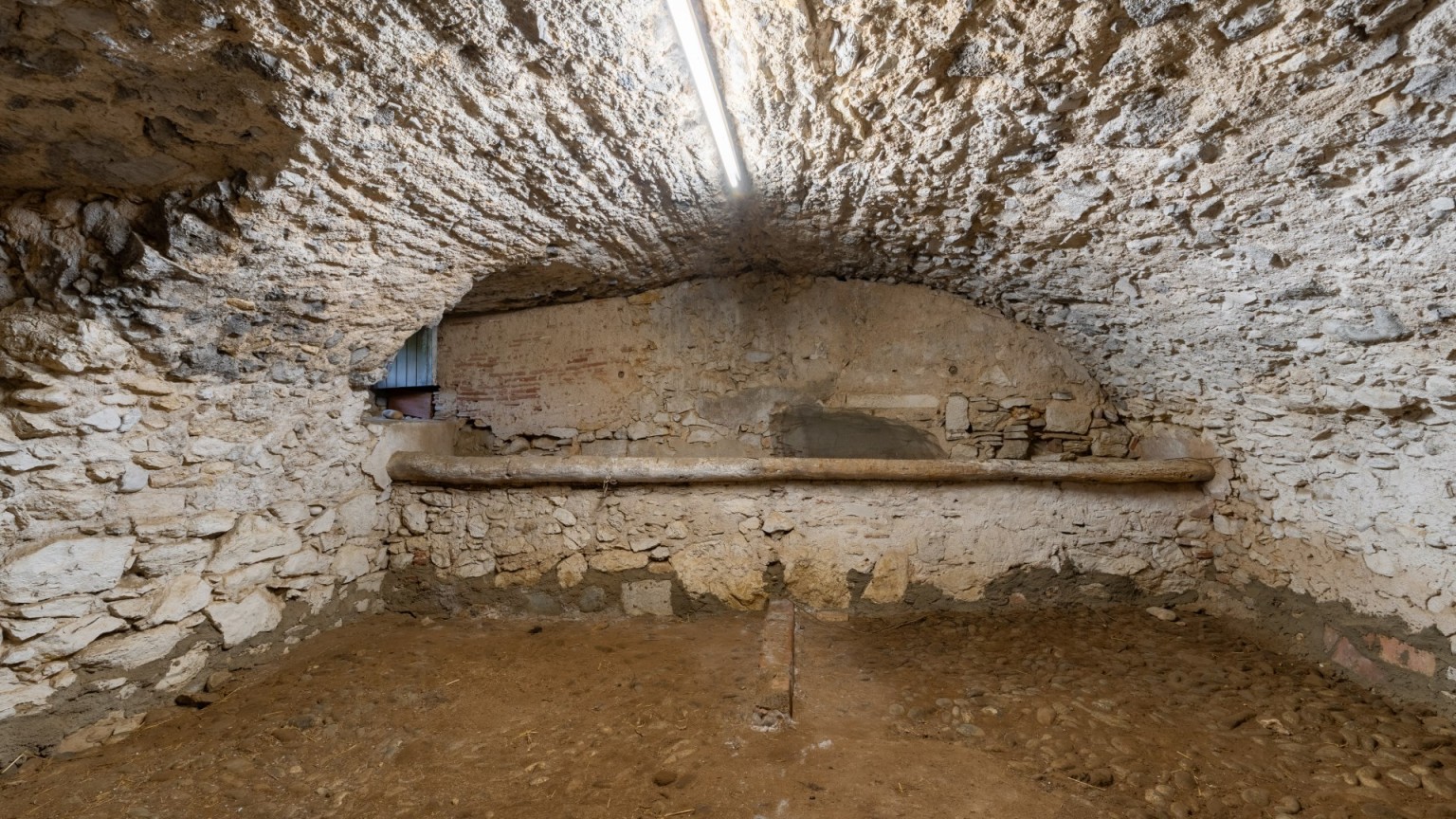 Grand Masia à vendre, située au Mas Barril de Girona.