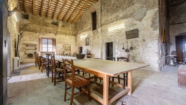 Grand Masia à vendre, située au Mas Barril de Girona.