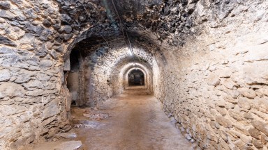 Grand Masia à vendre, située au Mas Barril de Girona.