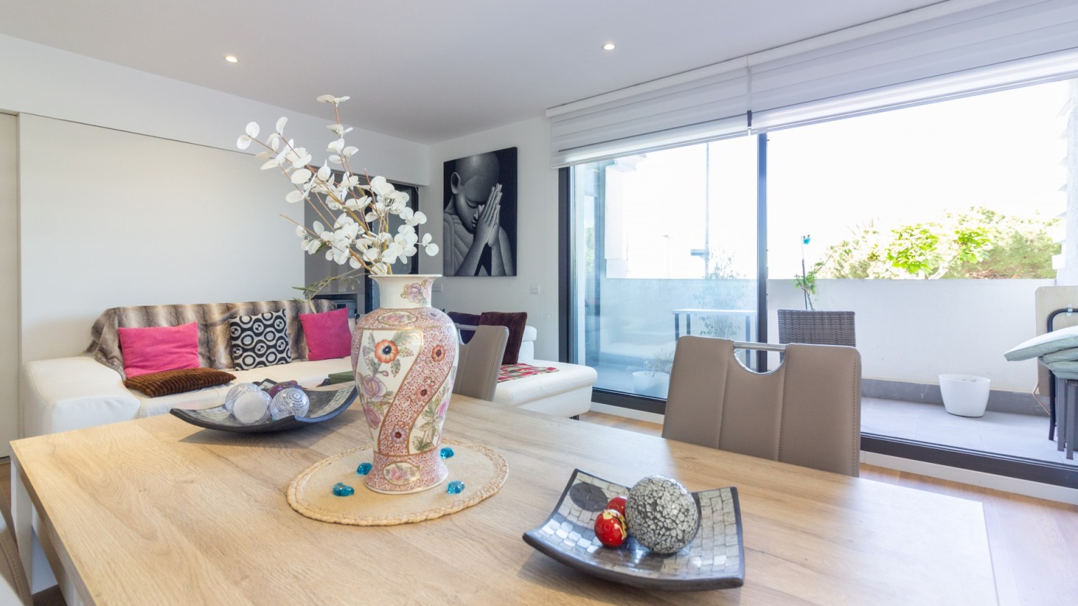 En venta piso frente al mar,  con parking, en Roses