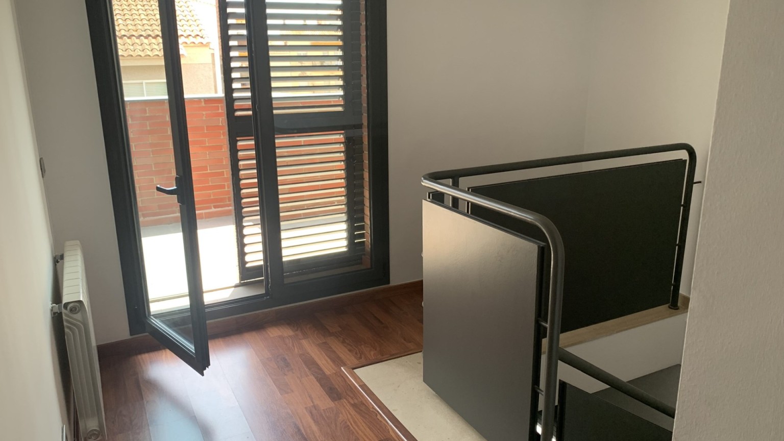Inversores.- En venta lote de 6 viviendas con plaza de aparcamiento , muy céntricas, en Figueres