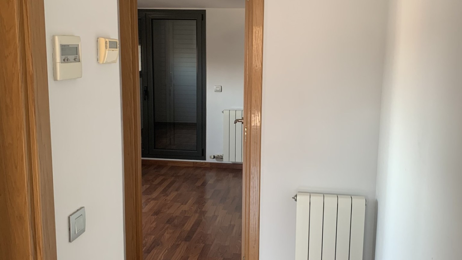 Inversores.- En venta lote de 6 viviendas con plaza de aparcamiento , muy céntricas, en Figueres