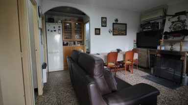  For sale non-mortgageable rustic land with ground floor house in the municipality of Vilaür
