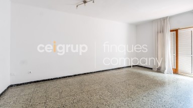 Casa en el centro de Roses, con 4 dormitorios y garaje de 136m².