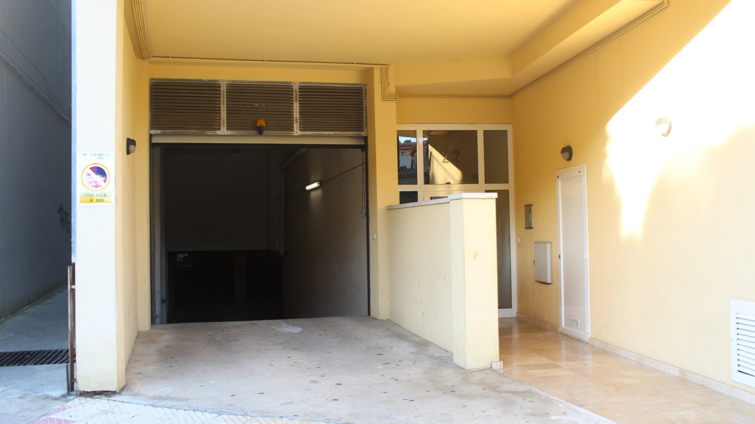 Parking place  for rent situated in the center of La Vila.