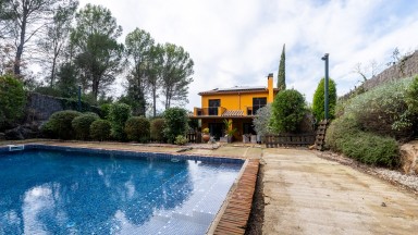 Spectacular house for sale, located in the Gulf of Sant Julià de Ramis,