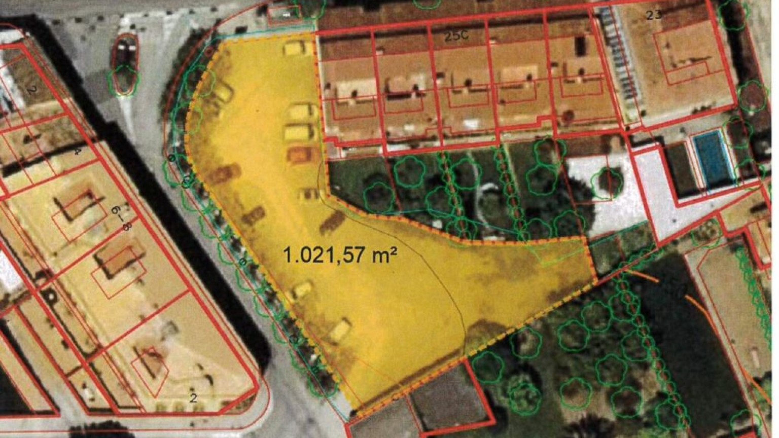 Terrain à vendre pour la construction de logements collectifs, à Navata.