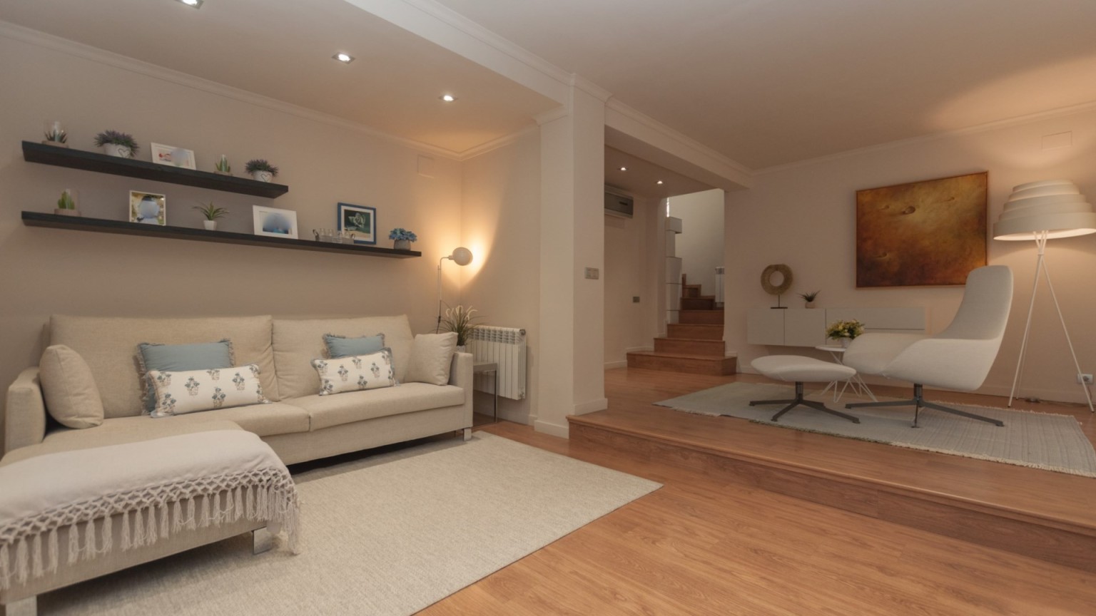 Casa en venta de  alto standing, con  piscina privada y garaje, en Roses 