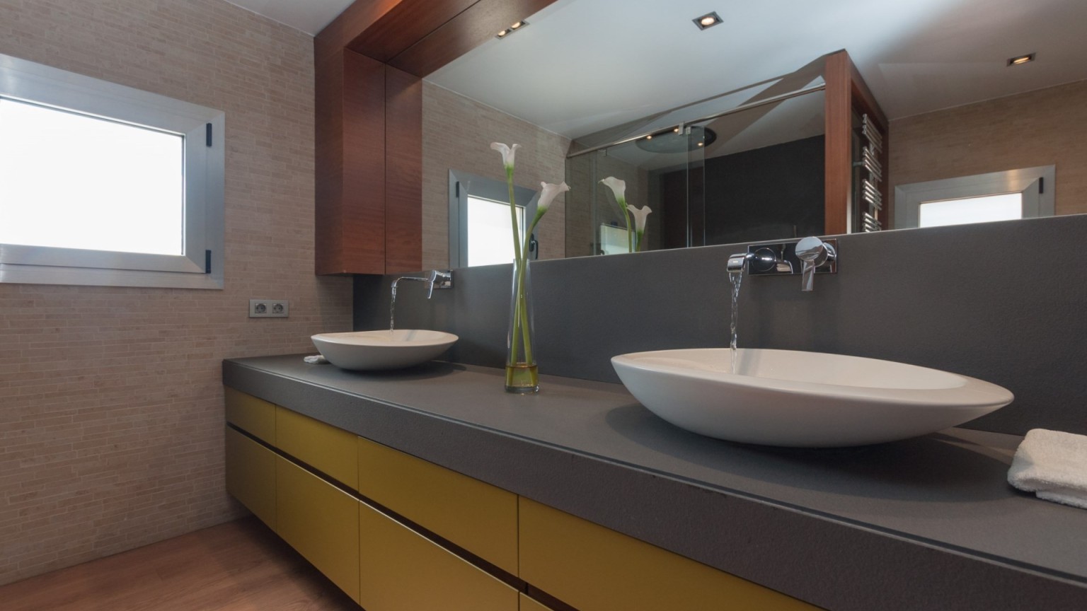 Casa en venta de  alto standing, con  piscina privada y garaje, en Roses 
