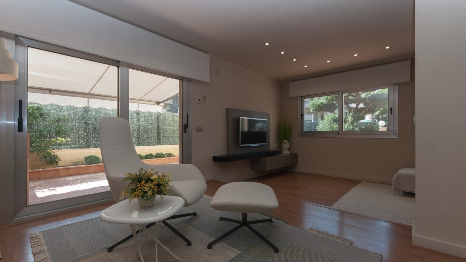 Casa en venta de  alto standing, con  piscina privada y garaje, en Roses 
