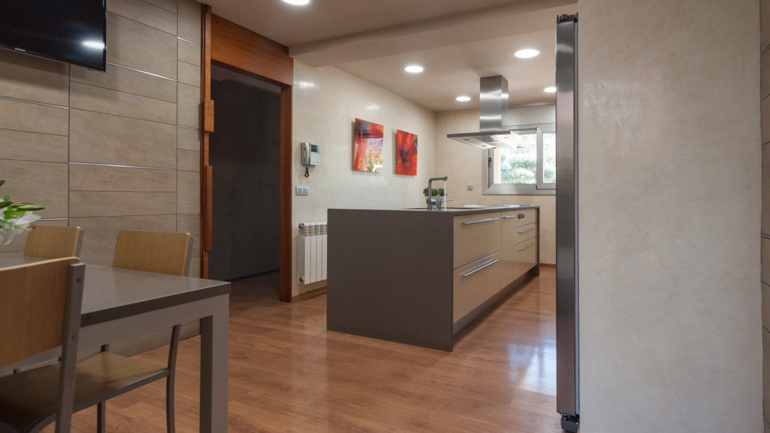 Casa en venta de  alto standing, con  piscina privada y garaje, en Roses 