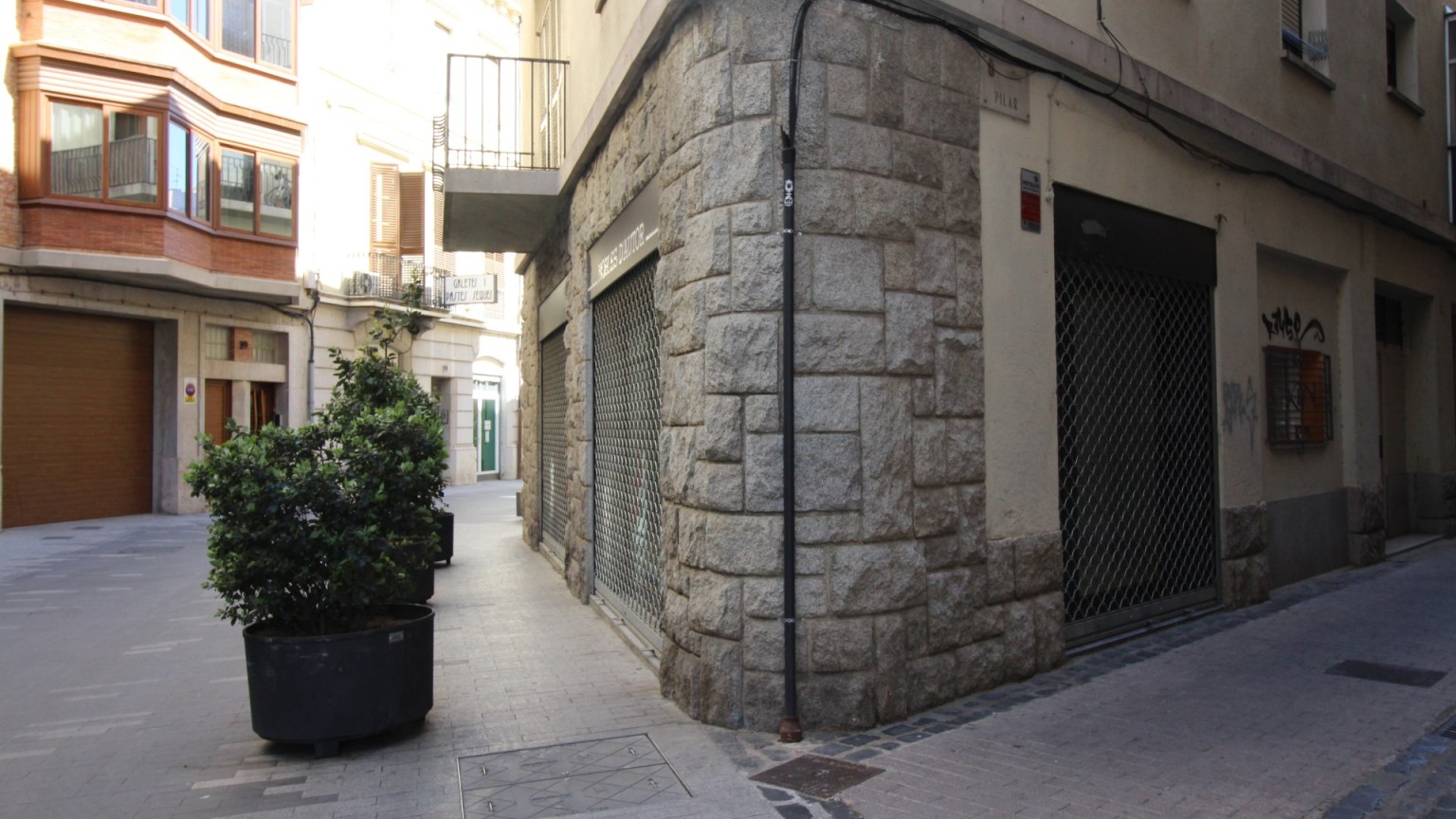 Premises for rent, in the centre of Figueres. 