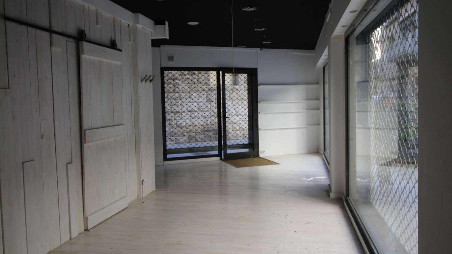 Premises for rent, in the centre of Figueres. 