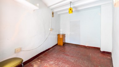 Casa en venta en la población de Bordils.