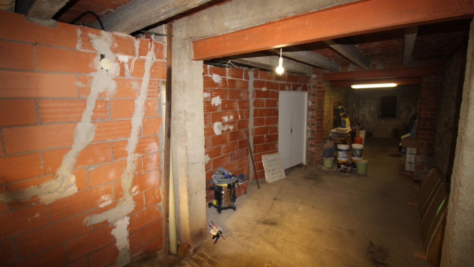 A vendre maison individuelle avec jardin, composée de trois maisons à Vilajuïga