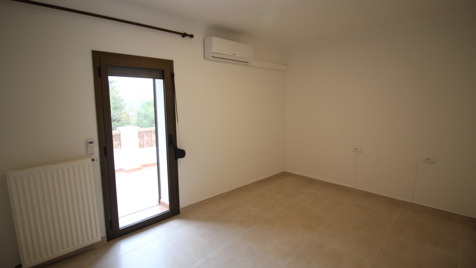 A vendre maison individuelle avec jardin, composée de trois maisons à Vilajuïga