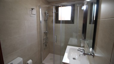 A vendre maison individuelle avec jardin, composée de trois maisons à Vilajuïga