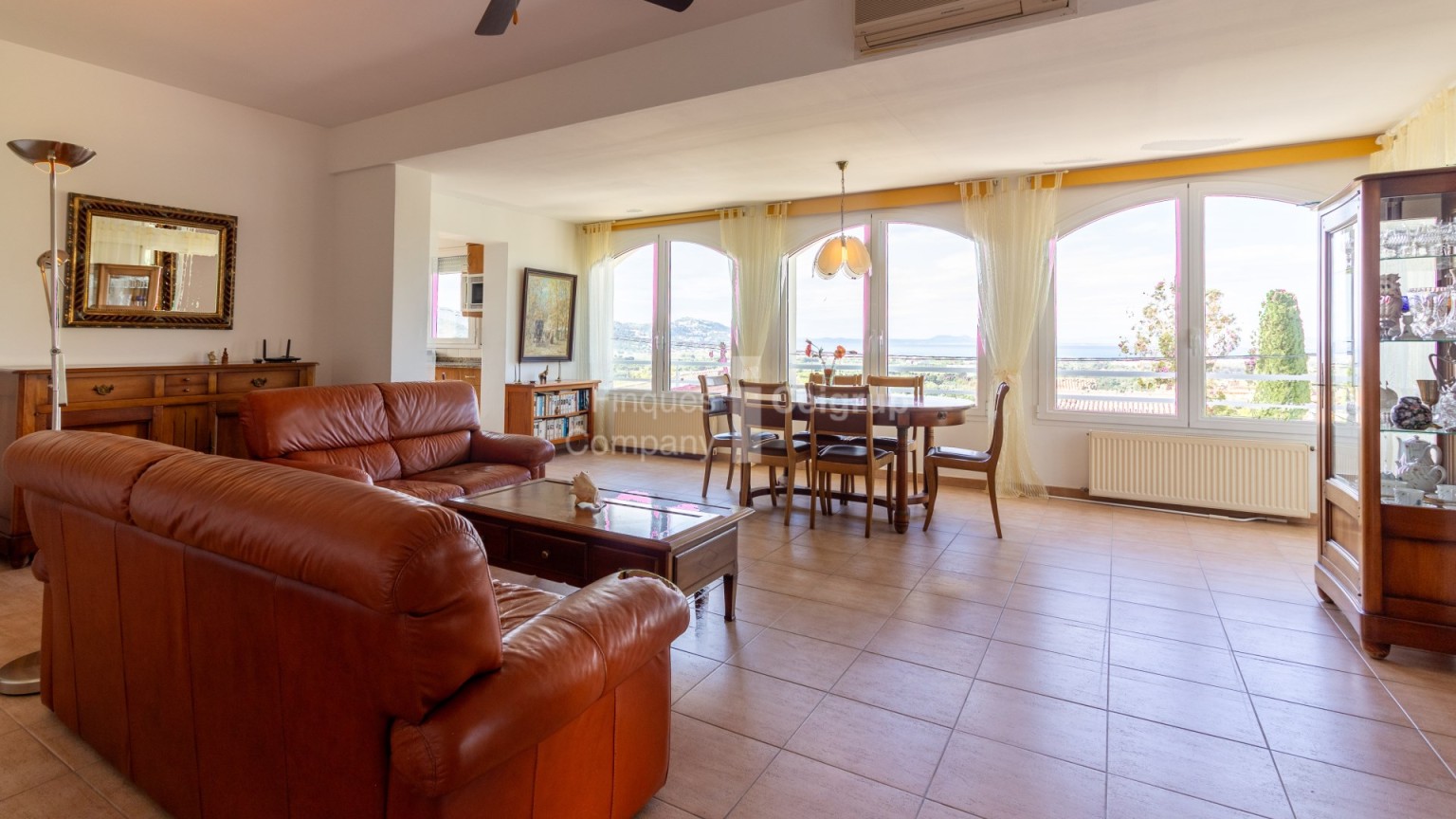 Casa en venta con vistas al Golfo de Roses, en Mas Fumats de Roses