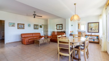 Casa en venta con vistas al Golfo de Roses, en Mas Fumats de Roses