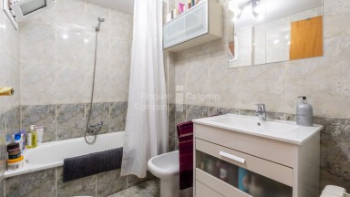Appartement à vendre à GIRONA avec 88m2, 3 chambres, 2 salles de bains et parking