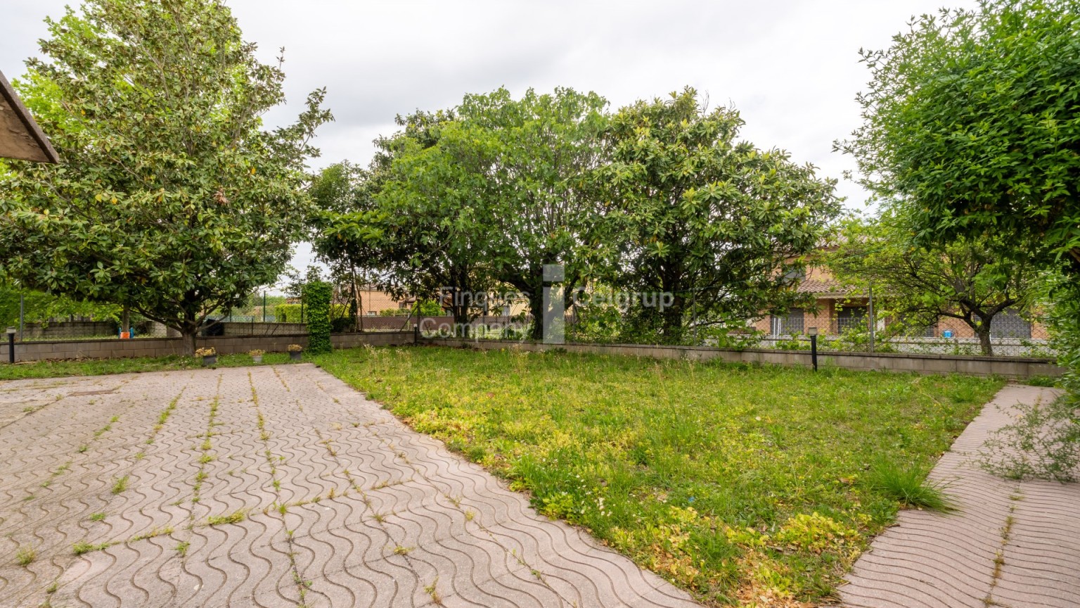 House for sale in the town of Bordils, this magnificent detached villa for sale is located