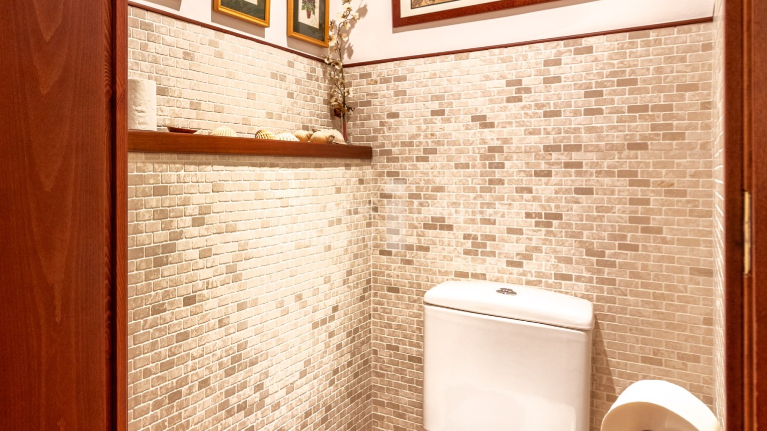 Casa en venta,  con encanto, en el centro histórico de Castelló d´Empúries  
