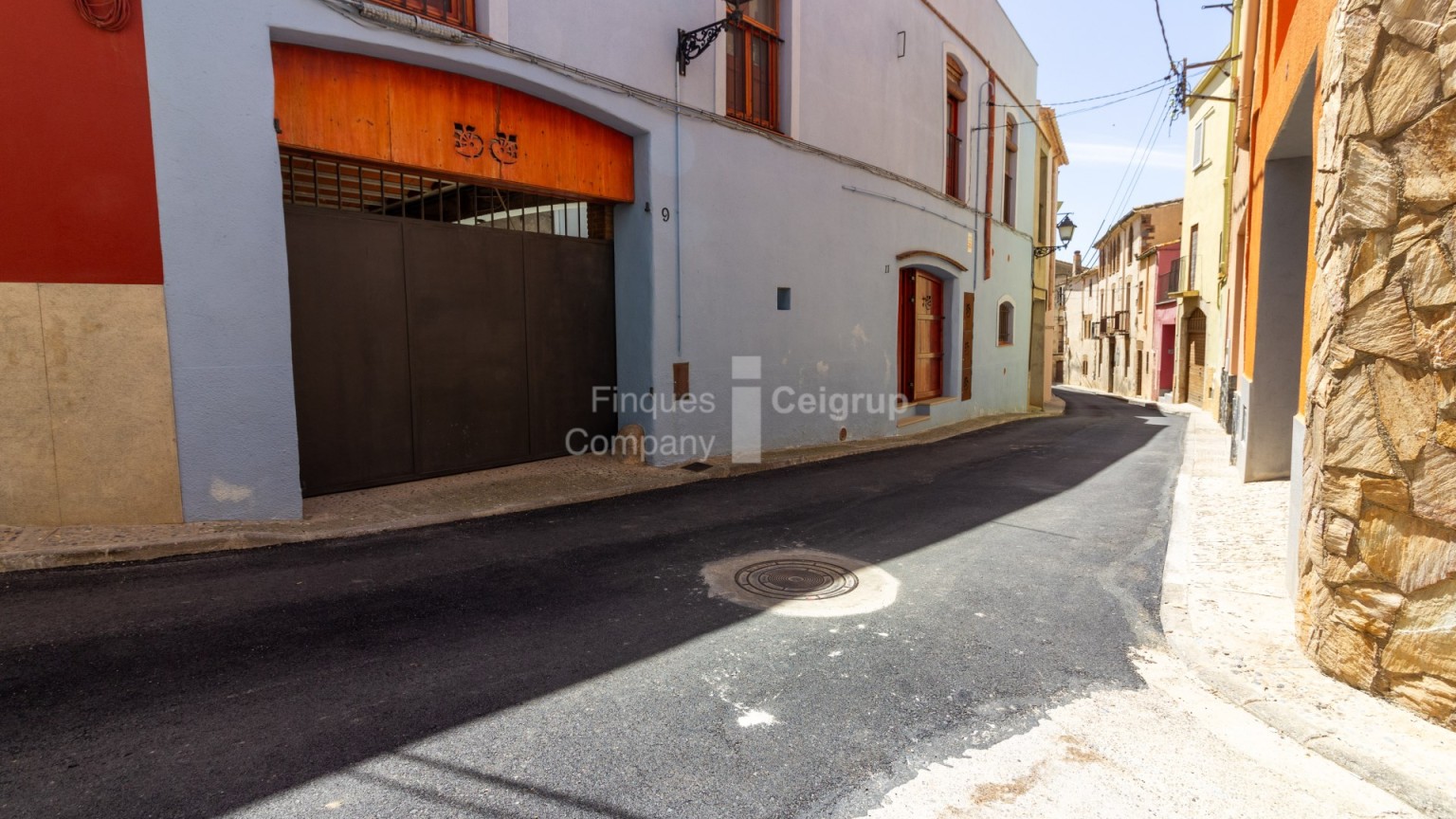 Casa en venta,  con encanto, en el centro histórico de Castelló d´Empúries  