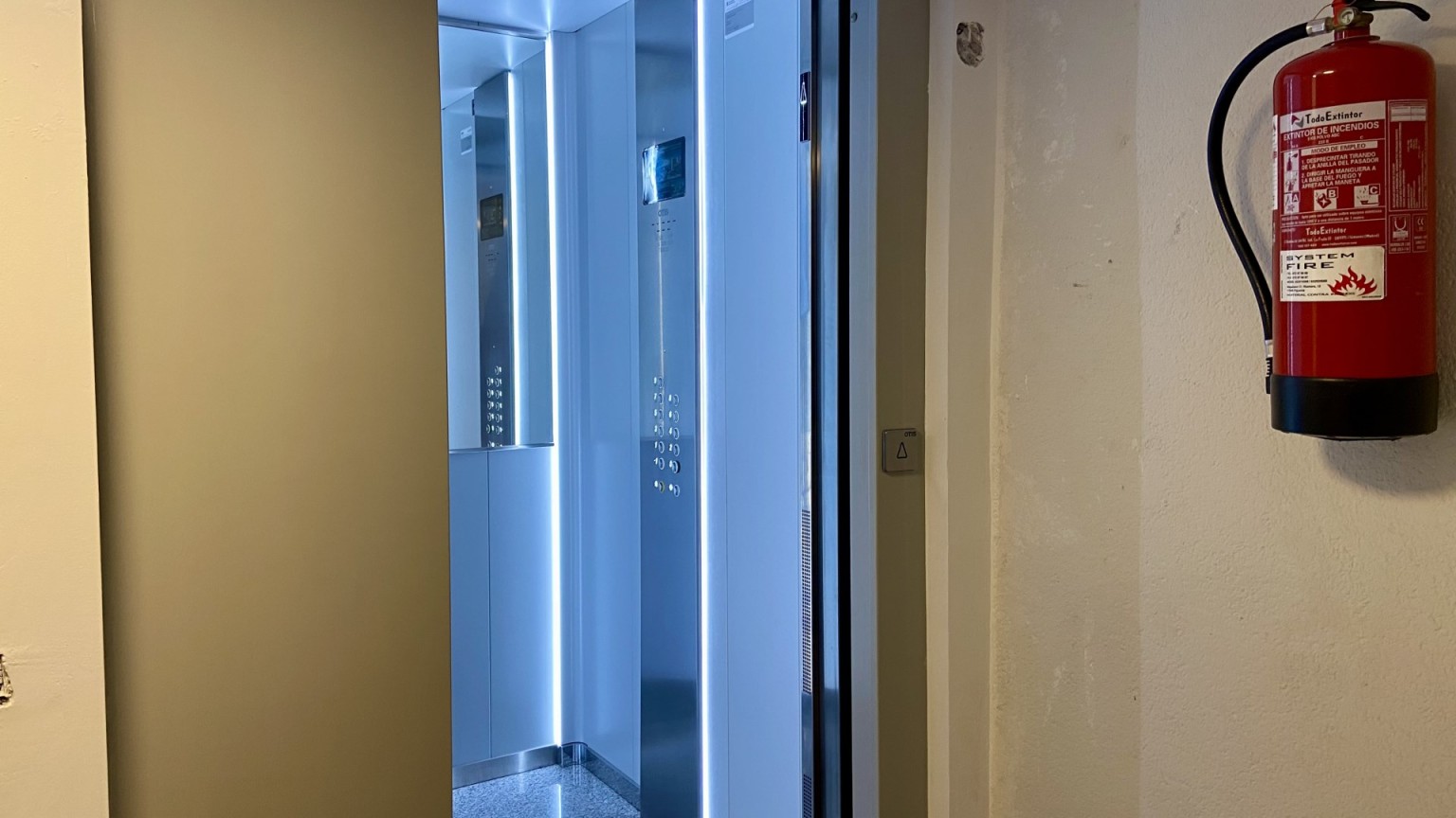 Piso en venta en el centro de Figueres, con parking incluido