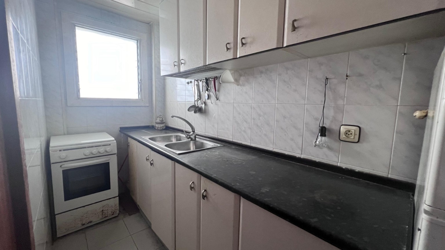 Piso en venta en la población de Lloret de Mar situado en segunda línea de mar.