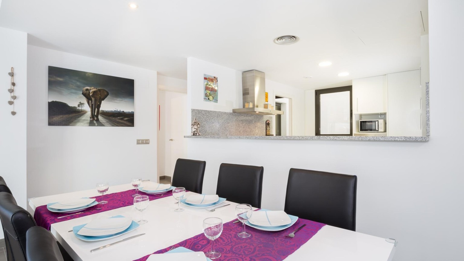 Appartement central à Roses, près de la plage et avec vue sur la mer. AVEC LICENCE TOURISTIQUE