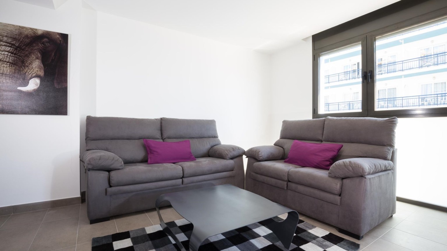 Appartement central à Roses, près de la plage et avec vue sur la mer. AVEC LICENCE TOURISTIQUE