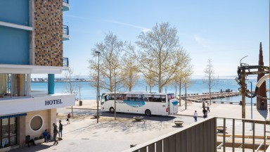 Appartement central à Roses, près de la plage et avec vue sur la mer. AVEC LICENCE TOURISTIQUE