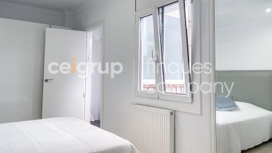 Excelente ático en venta, con vistas a la Bahia de Roses, enfrente del museo Dalí de Figueres