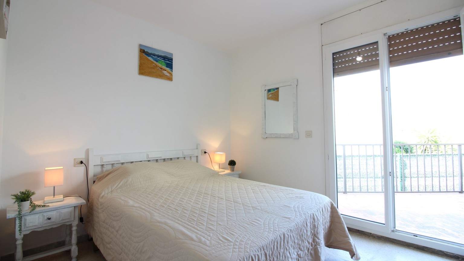 Apartamento en venta, 1 dormitorio,  en Puig Rom de Roses