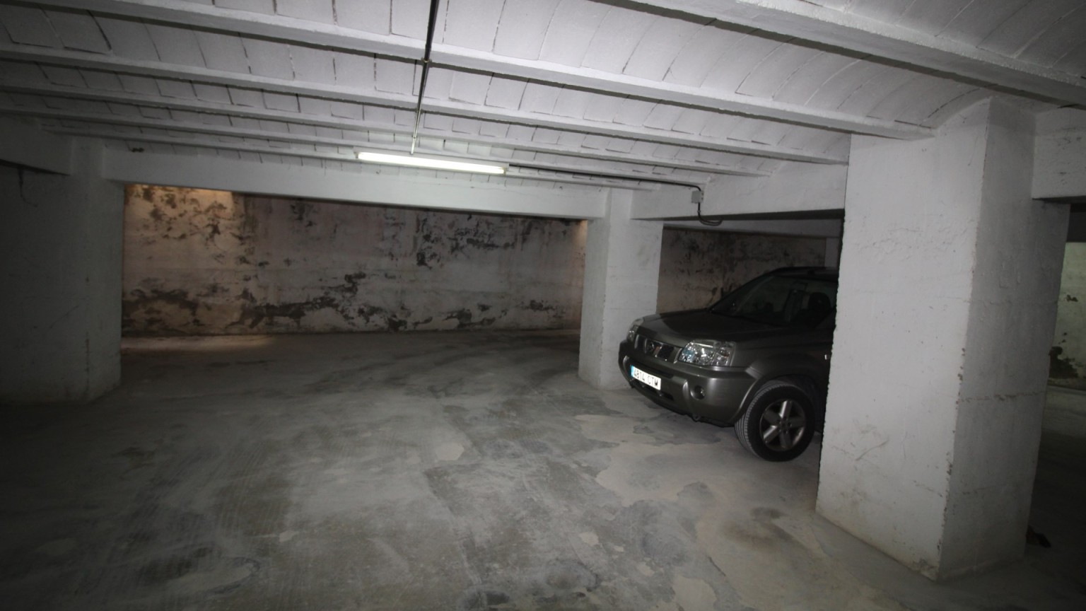 Local en venta para uso polivalente, a pocos metros del centro de Figueres