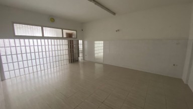 Local en venta y/o alquiler, a pocos metros del Museo Dalí, de Figueres