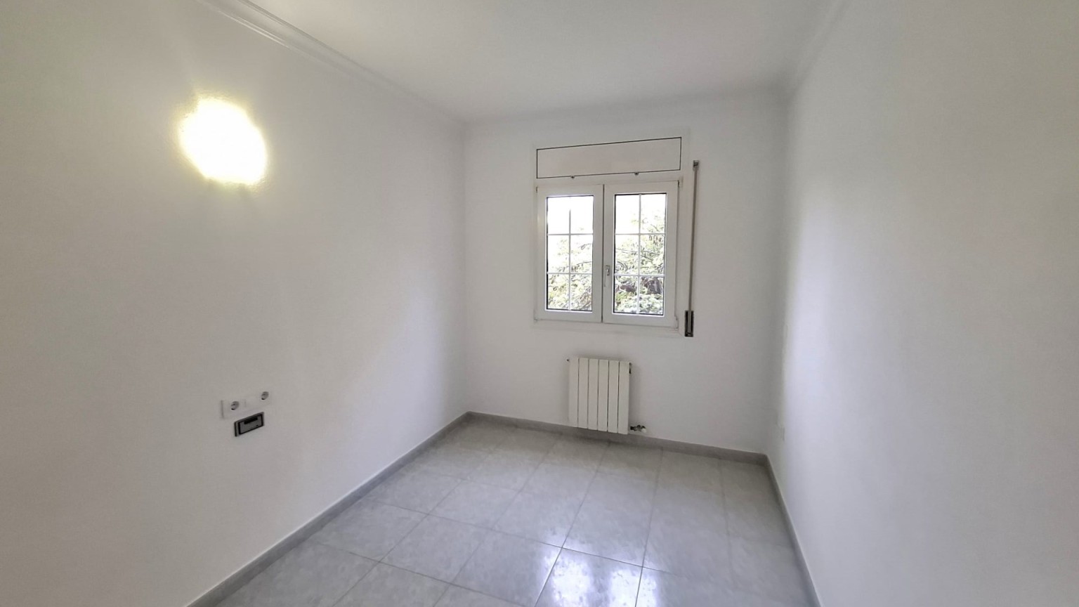 Bonito apartamento en alquiler en Palau-Saverdera