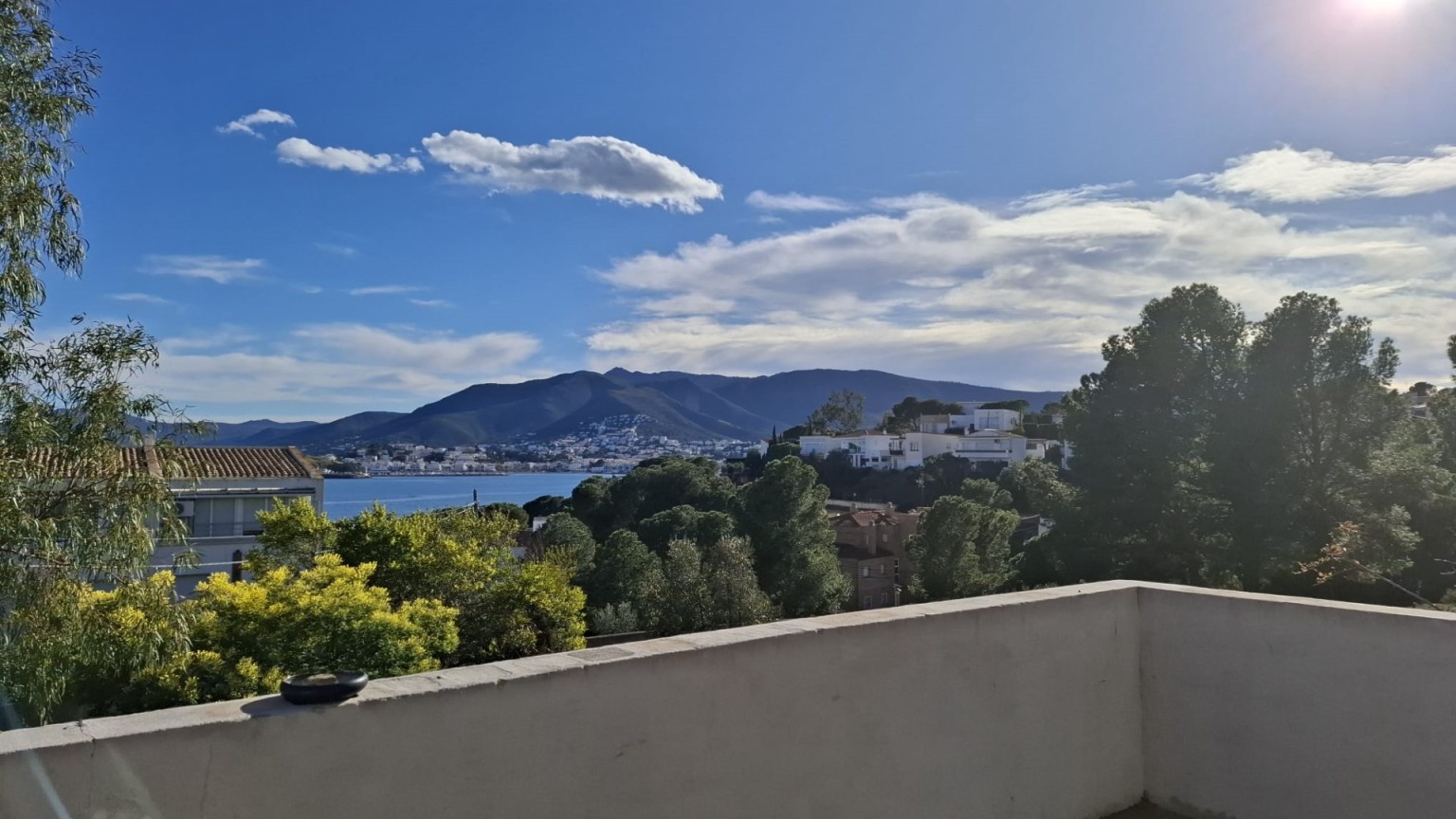 Bonita casa en alquiler, únicamente para contrato de temporada de segunda residencia, en Llançà
