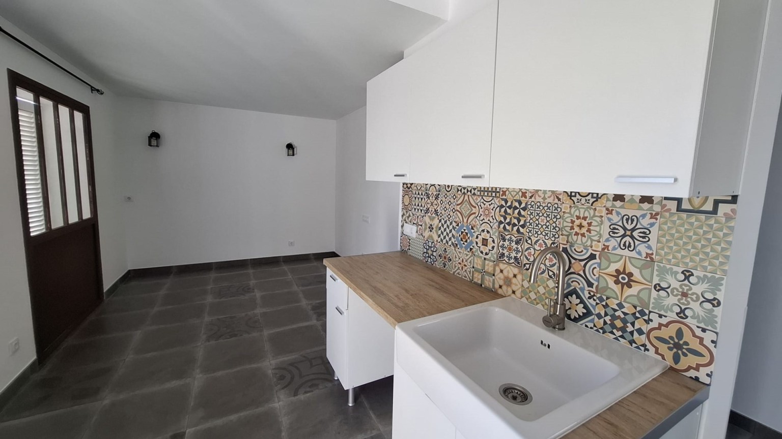 Bonita casa en alquiler, únicamente para contrato de temporada de segunda residencia, en Llançà