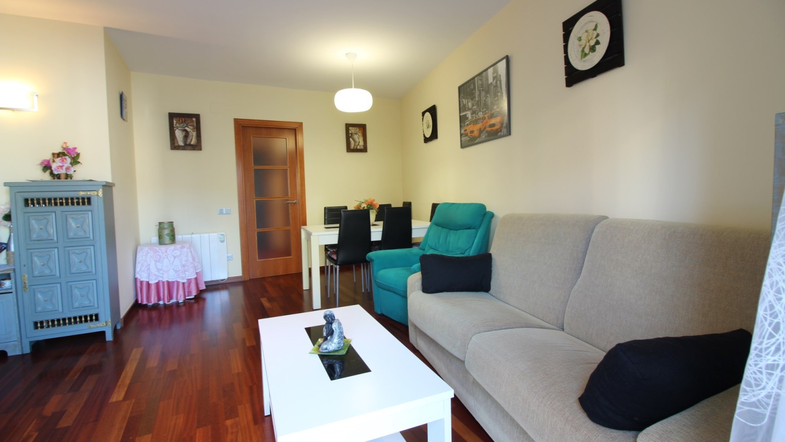 Piso en venta, con parking, en Roses