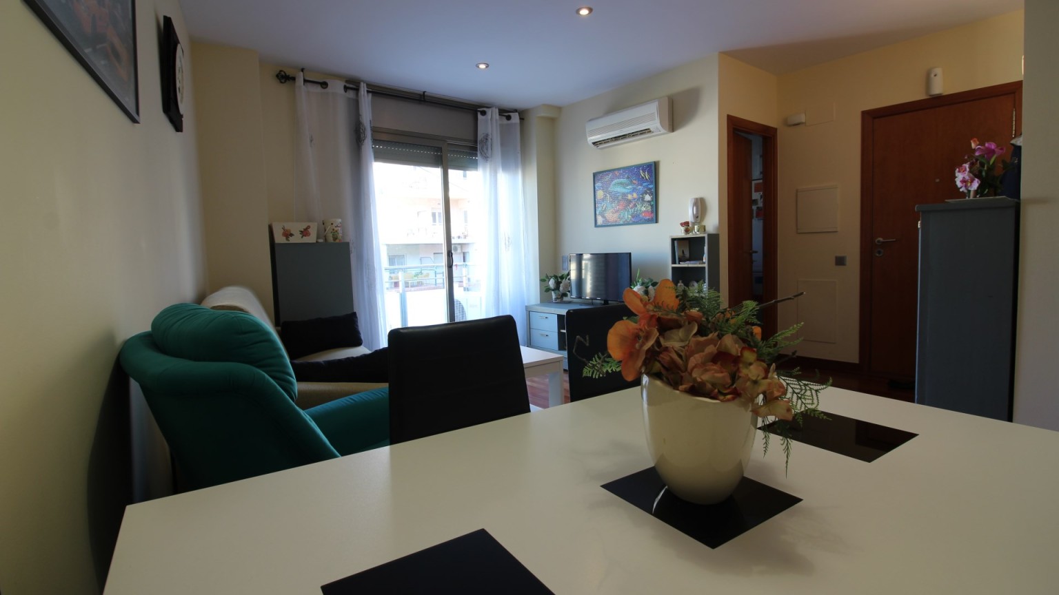 Piso en venta, con parking, en Roses