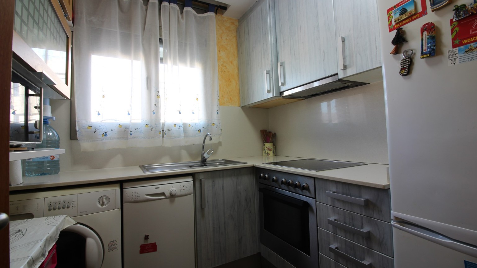 Piso en venta, con parking, en Roses