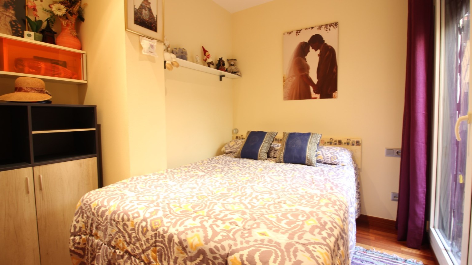 Piso en venta, con parking, en Roses