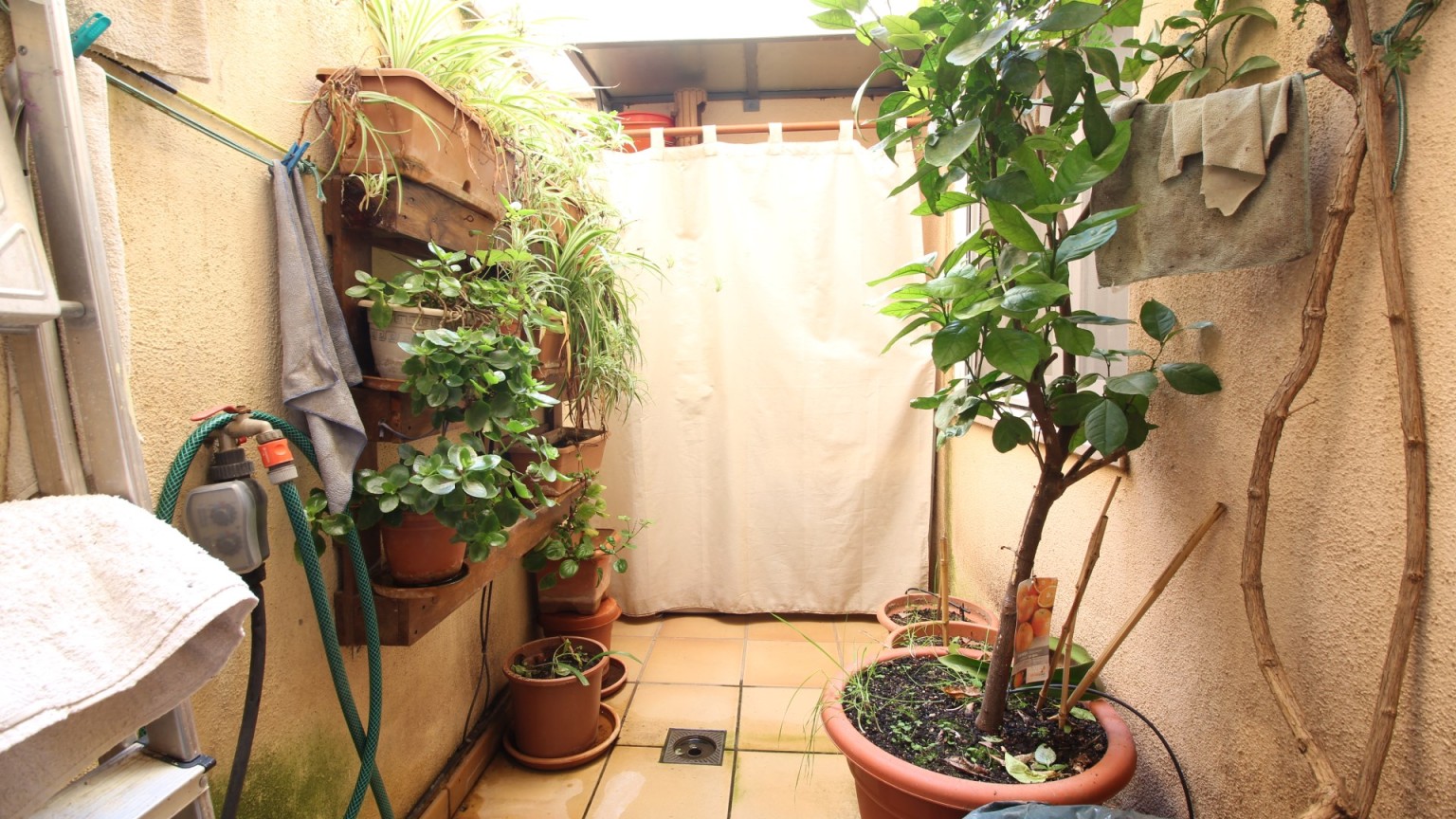 Piso en venta, con parking, en Roses
