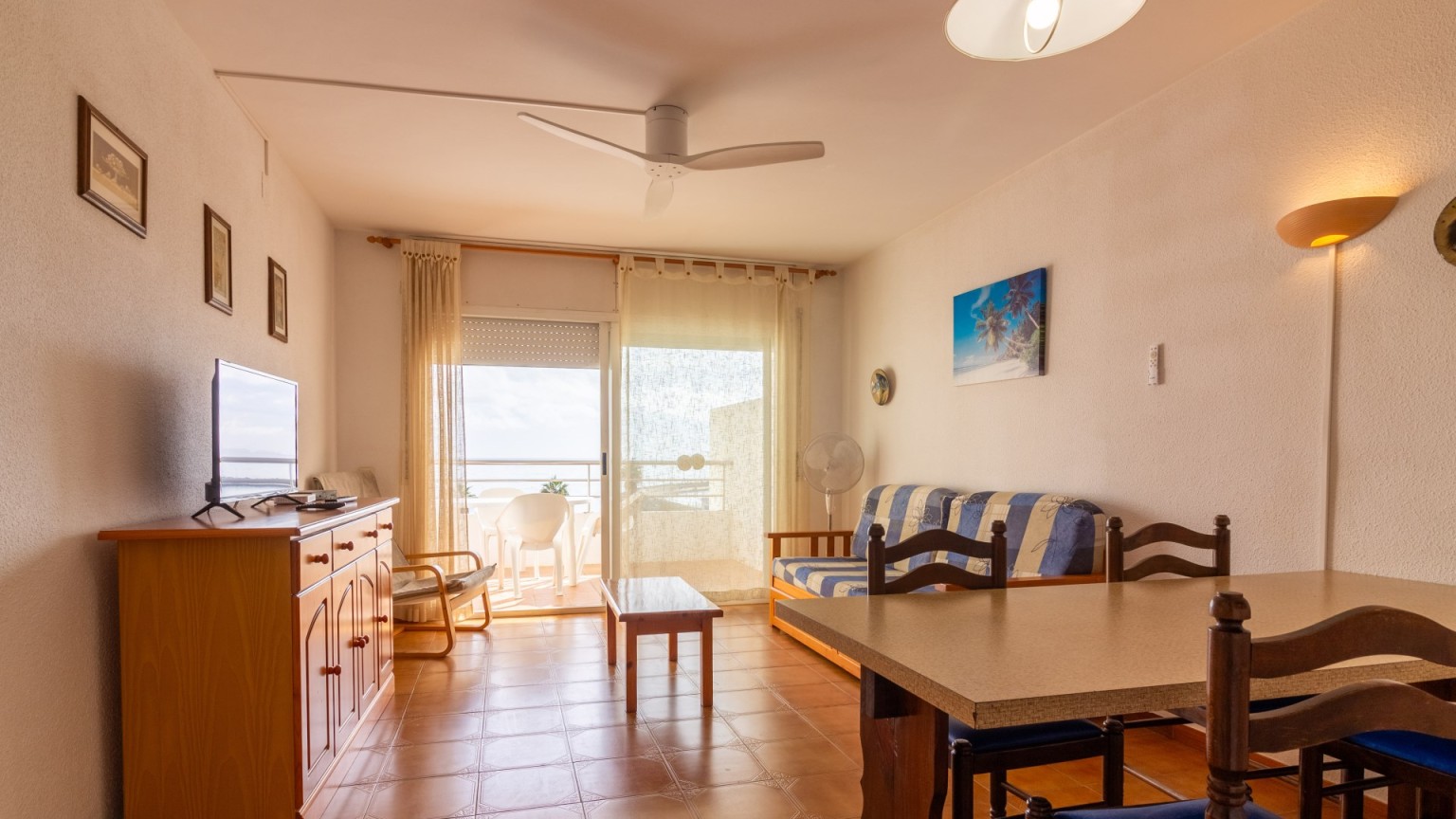 Apartament a primera linea de mar amb vistes espectaculars